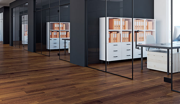 Clean laminate floor