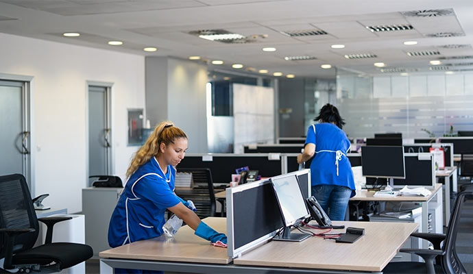 Office desk cleaning service